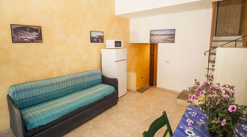 Domus 1